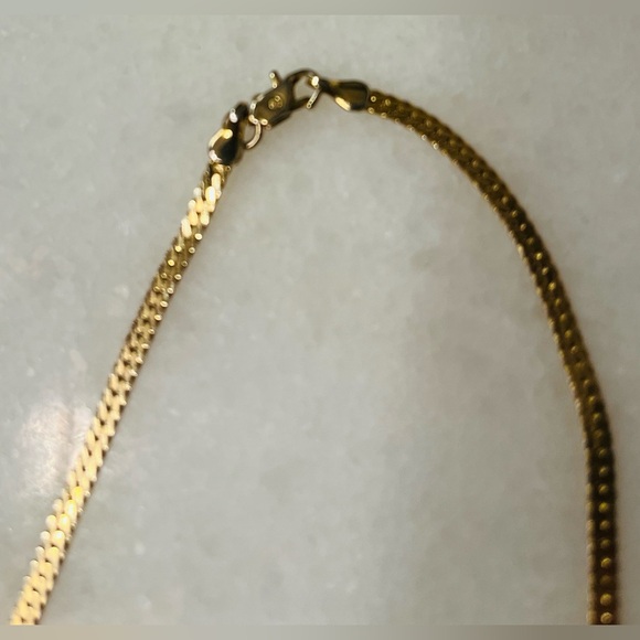 Gold Necklace with “Diamond” Beautiful Condition, Vintage, Shiny Gold - Picture 3 of 7